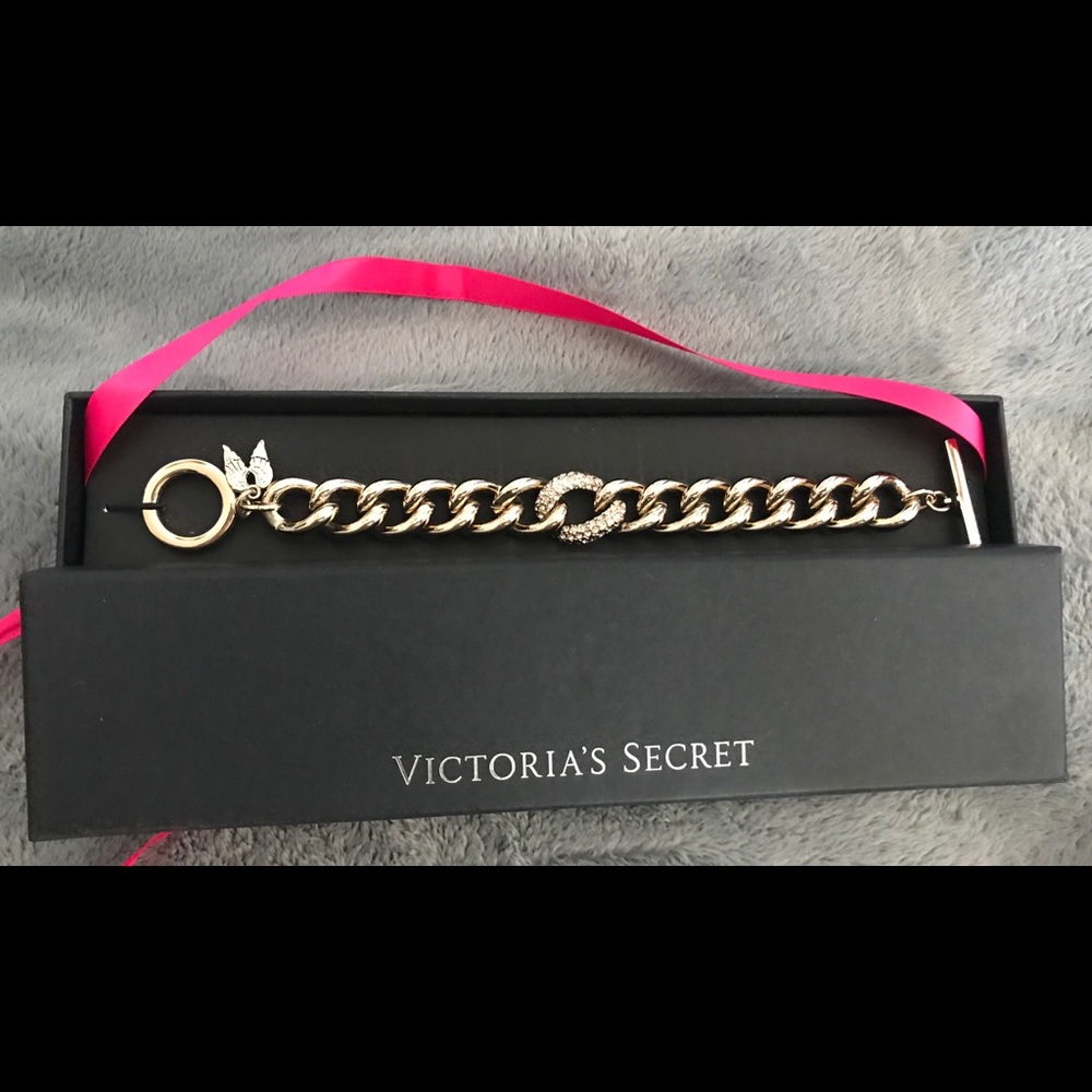 Victoria’s Secret gold bracelet